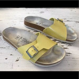 Birkis by Birkenstock yellow slides women’s 10